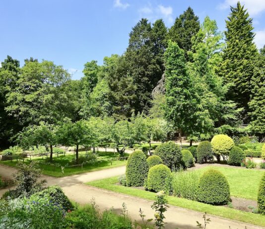 Platt Fields Park